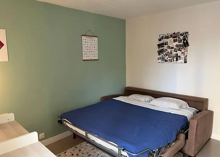 Lovely Large Apartment