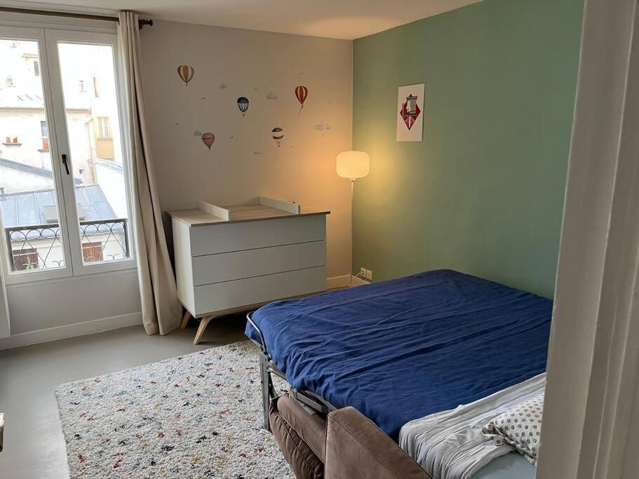 Apartment Lovely Large Paris